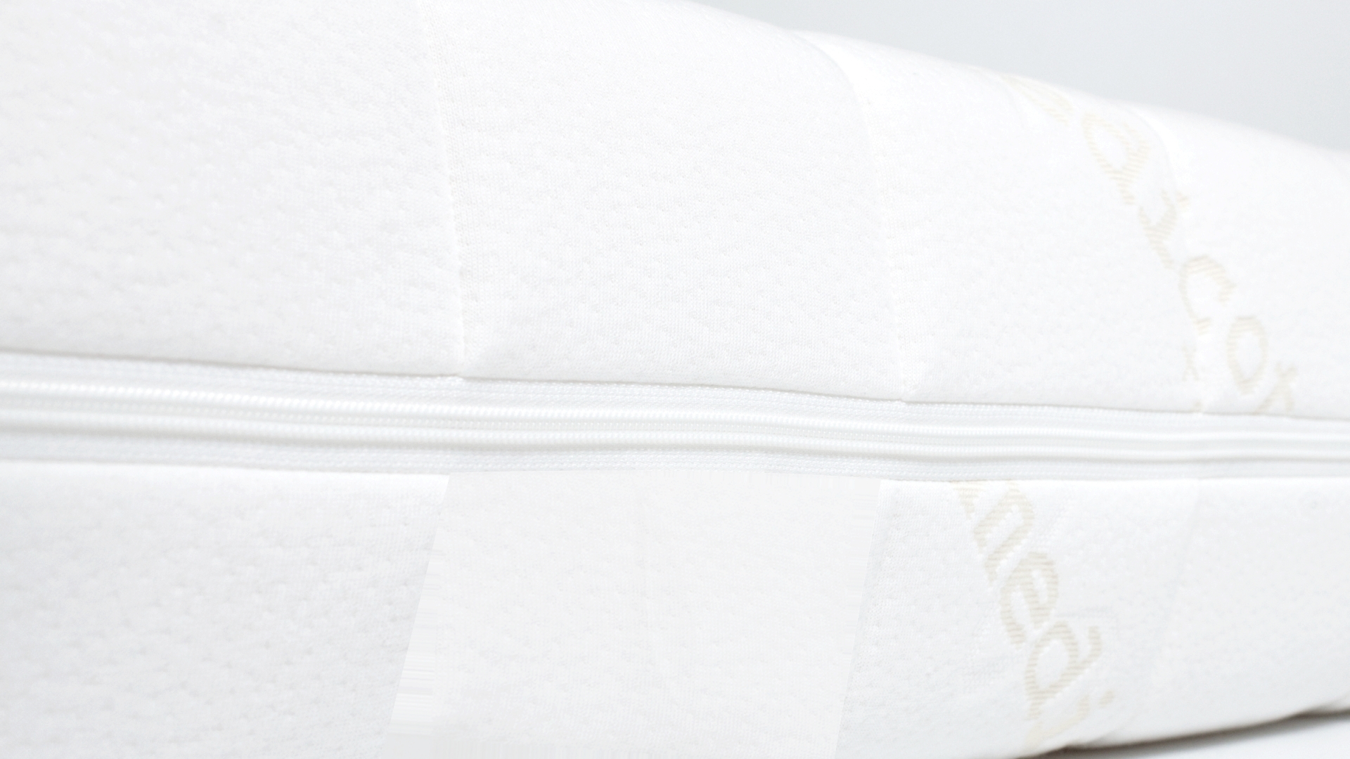 madrac sa skidivom navlakom